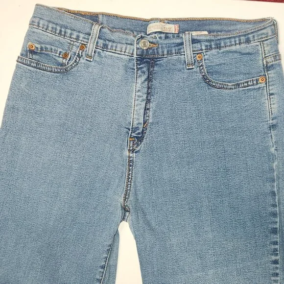 Levi Strauss Ladie's 512 Jeans in size 14M.  30" Waist - Picture 3 of 13